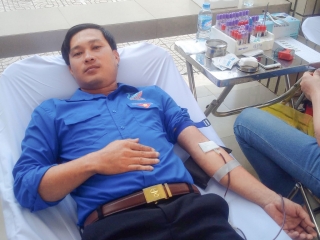 Bí thư Đoàn phường 37 lần hiến máu tình nguyện