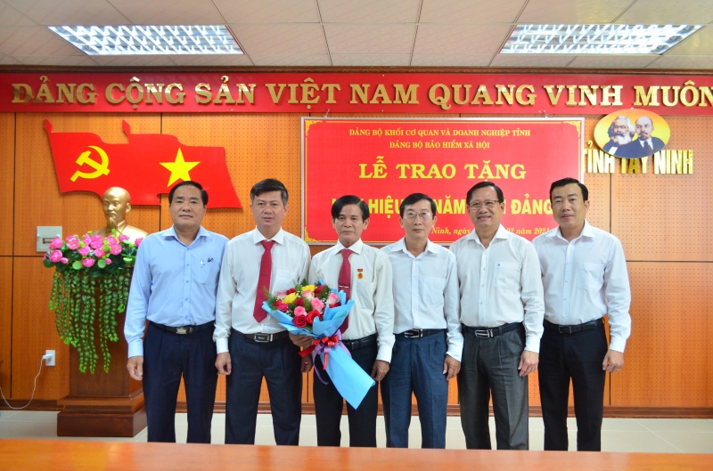 Sáng tạo trong học tập và làm theo tư tưởng, đạo đức, phong cách Hồ Chí Minh