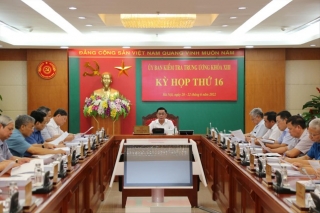 Đề nghị kỷ luật một số nguyên lãnh đạo tỉnh Phú Yên, TPHCM
