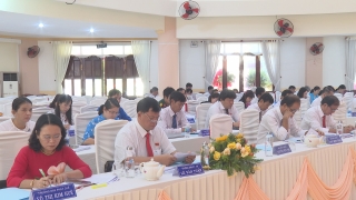 Kỳ họp thứ tư HĐND thị xã Hòa Thành, thông qua 9 nghị quyết quan trọng