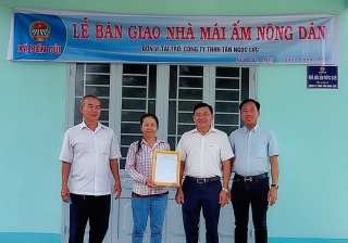 Công ty TNHH Tân Ngọc Lực: Trao nhà “Mái ấm nông dân” tại xã Bến Củi huyện Dương Minh Châu