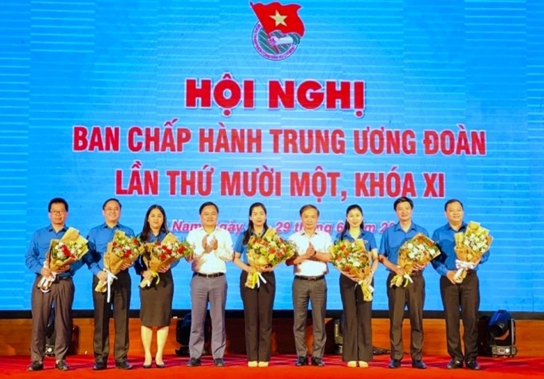 Tổ chức đại hội Đoàn tránh lãng phí vào những việc hình thức