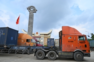 Điều chỉnh phân luồng giao thông tại khu vực cửa khẩu quốc tế Mộc Bài