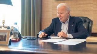 Tổng thống Mỹ Joe Biden nhiễm Covid-19, đăng video trấn an