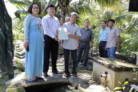 Tổ hợp tác trồng rau rừng Lộc Trát được cấp chứng nhận nhãn hiệu độc quyền