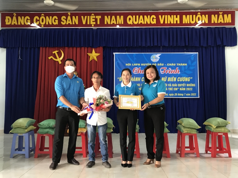 Điểm tin địa phương