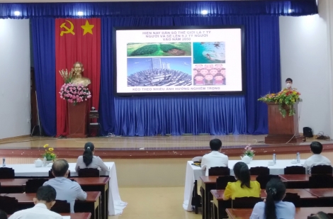 Trường cao đẳng Kỹ thuật Hải quân Việt Nam: Tuyên truyền về biển, đảo tại Gò Dầu