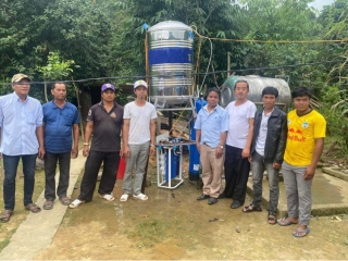 Tặng 600 suất quà và 2 máy lọc nước cho đồng bào miền núi tỉnh Quảng Nam