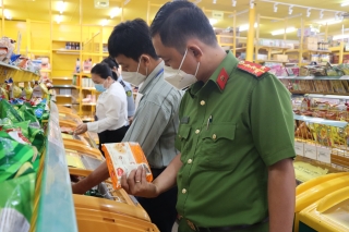 Giám sát hoạt động an toàn vệ sinh thực phẩm tại huyện Tân Châu