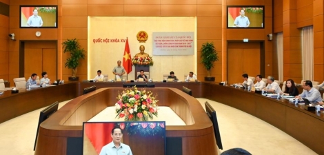 Chủ tịch Quốc hội: Hà Nội luôn trách nhiệm cao với tiết kiệm, chống lãng phí