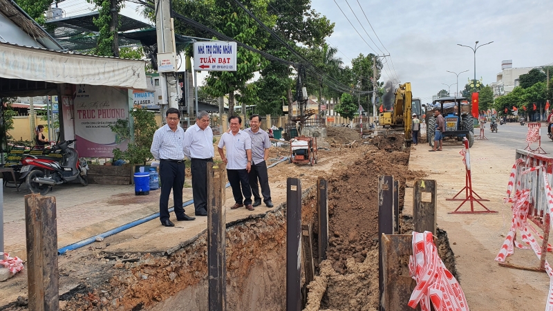 HĐND tỉnh giám sát công tác xây dựng và triển khai kế hoạch đầu tư công tại huyện Bến Cầu: Tiến độ giải ngân đầu tư của huyện 6 tháng đầu năm 2022 đạt 63,85%