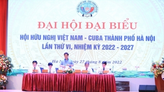 Tiếp tục vun đắp tình đoàn kết, hữu nghị Việt Nam - Cuba