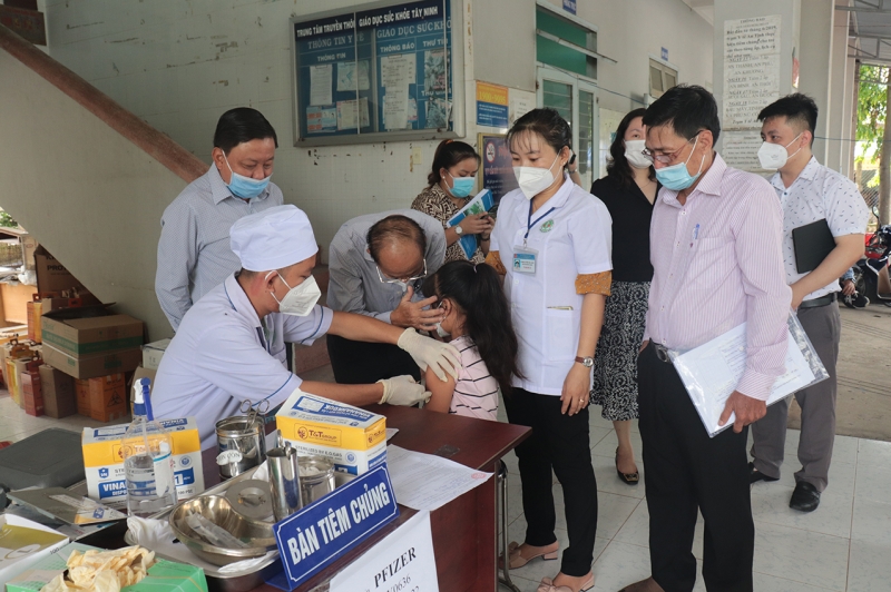 Tiêm vaccine phòng Covid-19 là biện pháp phòng dịch hữu hiệu nhất, kể cả với các biến chủng mới