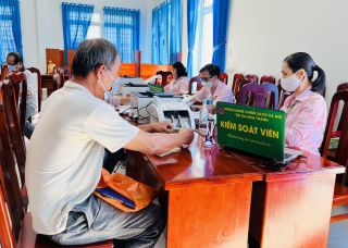 Hội Nông dân phường Long Hoa: Kịp thời hỗ trợ sinh viên tiếp cận mức vay mới