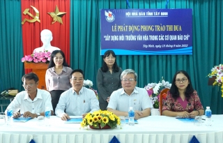 Hội Nhà báo tỉnh Tây Ninh: Phát động phong trào thi đua “Xây dựng môi trường văn hoá trong các cơ quan báo chí”