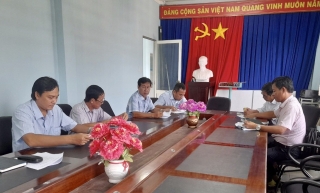 Ban đại diện Hội đồng quản trị Ngân hàng Chính sách xã hội huyện Gò Dầu kiểm tra, giám sát tại xã Bàu Đồn