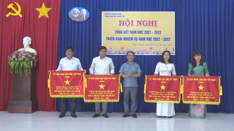 Thị xã Hoà Thành: Năm học 2021-2022 có 166 cá nhân được công nhận chiến sĩ thi đua cấp cơ sở