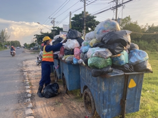 Thành phố Tây Ninh: Tỷ lệ người dân đăng ký thu gom rác ở nhiều phường, xã còn thấp