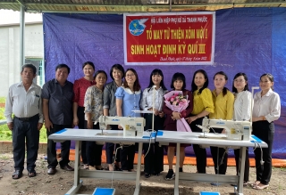 Ban công tác phía Nam Hội LHPN Việt Nam : Hỗ trợ phương tiện sinh kế và học bổng cho trẻ em mồ côi