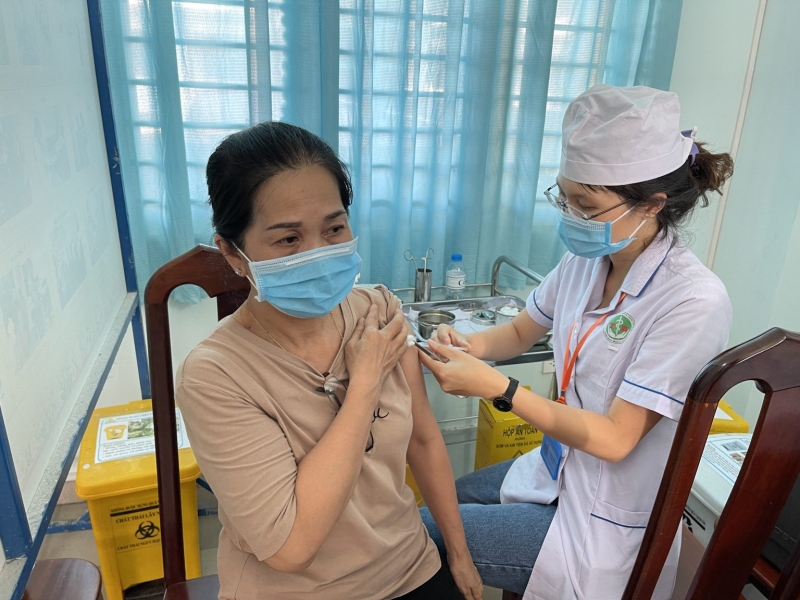 Còn nhiều ca Covid-19 nặng, cần đẩy nhanh hơn nữa tiêm vaccine phòng Covid-19