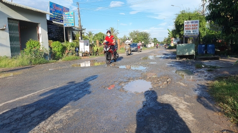 Thị xã Trảng Bàng: Nhiều tuyến đường xuống cấp, không bảo đảm an toàn giao thông