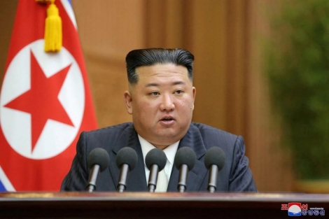 Triều Tiên phóng tên lửa hành trình chiến lược tầm xa dưới sự giám sát của ông Kim Jong-un