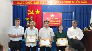 Rộn ràng Ngày hội Đại đoàn kết toàn dân tộc ở khu phố Ninh Trung