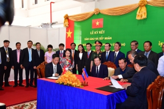 Tây Ninh và các tỉnh giáp biên tăng cường thúc đẩy phát triển kinh tế biên mậu
