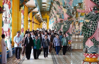 Đoàn cán bộ nữ TP. Hồ Chí Minh: Thăm và tham quan một số di tích tại Tây Ninh
