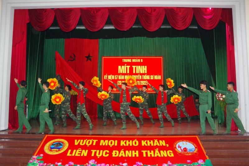 Trung đoàn 5: Mít tinh kỷ niệm 57 năm Ngày truyền thống Sư đoàn 5