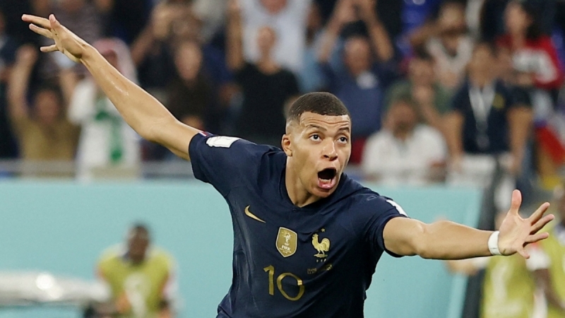 Giúp Pháp lập kỷ lục ấn tượng, Mbappe cân bằng thành tích của Zidane