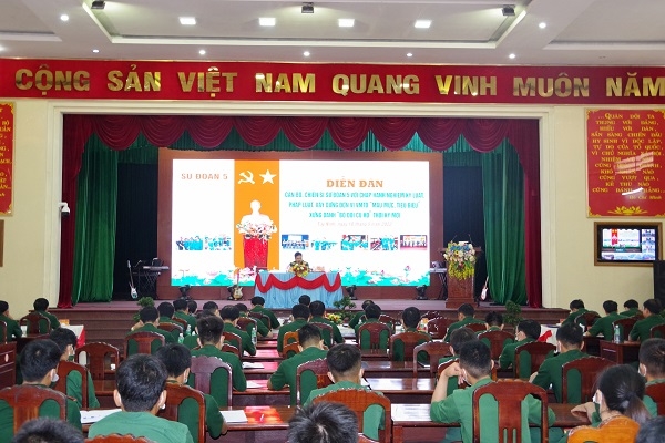 Sư đoàn 5: Phát huy hiệu quả mô hình “Mỗi tháng một diễn đàn, mỗi quý sinh hoạt một chuyên đề”