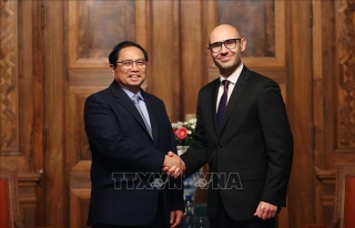 Thủ tướng Phạm Minh Chính gặp Tổng Thư ký Toà Trọng tài thường trực