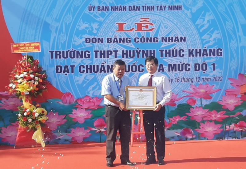 Điểm tin địa phương