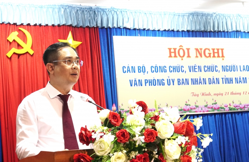 Văn phòng UBND tỉnh: “Bám sát công việc, trình đúng tiến độ”