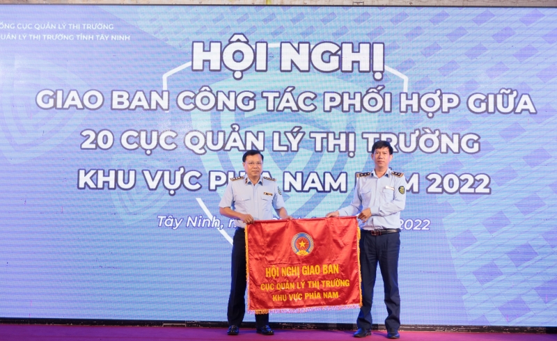 Giao ban công tác phối hợp giữa 20 Cục Quản lý thị trường khu vực phía Nam