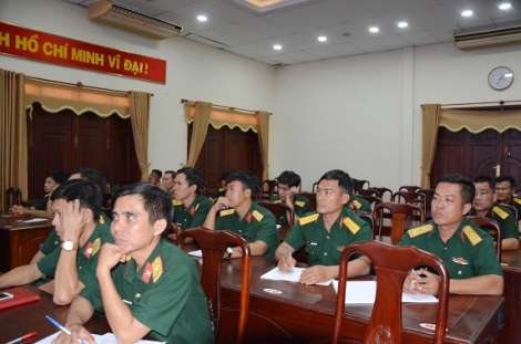 Bộ CHQS tỉnh: Tập huấn bắn pháo hoa phục vụ Tết Nguyên đán