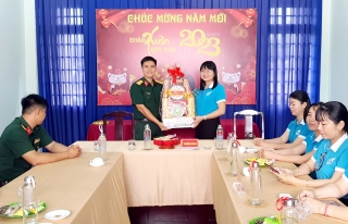 “Đồng hành cùng phụ nữ biên cương” tại huyện Tân Biên và Tân Châu