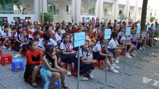 Thành phố Tây Ninh: Phát động phong trào “Xây dựng và phát triển môi trường học và sử dụng ngoại ngữ” trong nhà trường