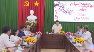 Chủ tịch Ủy ban MTTQ Việt Nam tỉnh Nguyễn Văn Hợp: Chúc tết lãnh đạo thị xã Hòa Thành