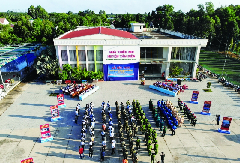 Để vùng biên giới mãi bình yên