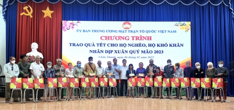 Châu Thành: Vận động trao tặng trên 11.300 phần quà tết