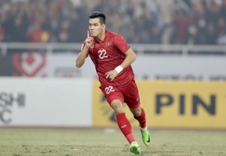 Cầu thủ duy nhất của Việt Nam tranh Quả bóng Vàng châu Á