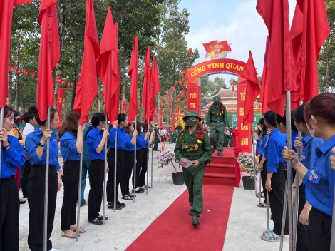 Tây Ninh đồng loạt tổ chức lễ giao, nhận quân năm 2023