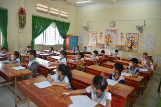 Tân Châu: 211 học sinh và 12 giáo viên khối tiểu học dự thi viết chữ đẹp