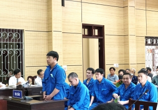 Tây Ninh: Xét xử vụ buôn lậu đường cát và gỗ quy mô lớn