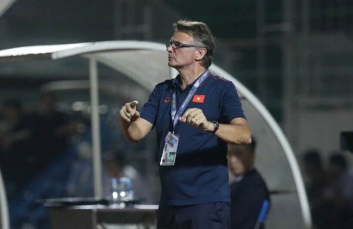 HLV Troussier "chấm" người đứng sau vé World Cup của tuyến nữ Việt Nam