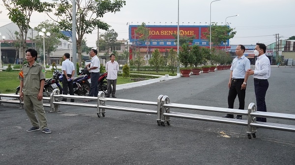 Phường Ninh Sơn, TP. Tây Ninh: Kiên quyết chấn chỉnh tình trạng lấn chiếm lòng, lề đường khu vực Công viên Tượng đài