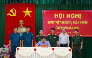 Ban CHQS huyện Tân Châu: Quán triệt nhiệm vụ huấn luyện chiến đấu năm 2023