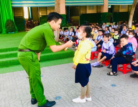 Công an huyện Châu Thành: Cảnh báo phòng, chống tai nạn đuối nước cho trẻ em